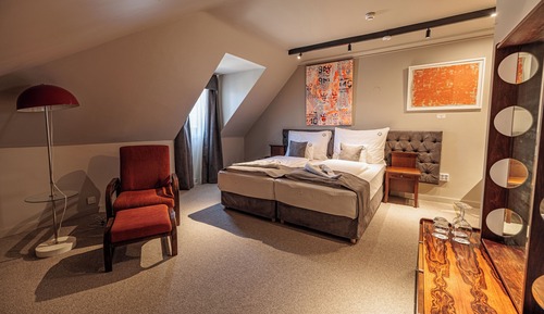 Superior-Doppel- oder -Zweibettzimmer