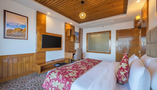 Presidential-Suite, Verbindungszimmer, Talblick