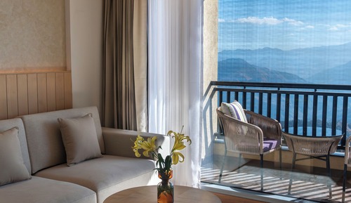 Superior-Zimmer, 1 King-Bett, Balkon, Bergblick