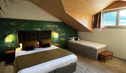 Standard-Vierbettzimmer