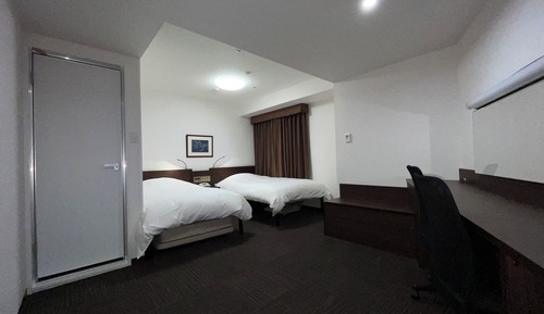 Zweibettzimmer, Nichtraucher