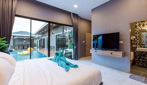 Villa, Poolblick