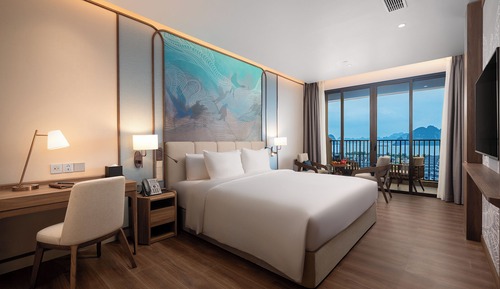 Superior-Studiosuite, Balkon, Talblick