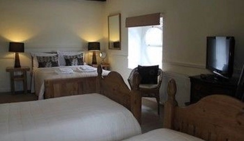 Familien-Vierbettzimmer