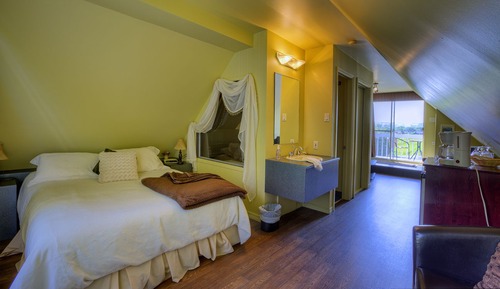 Standardzimmer, 1 Queen-Bett und Schlafsofa, Whirlpool