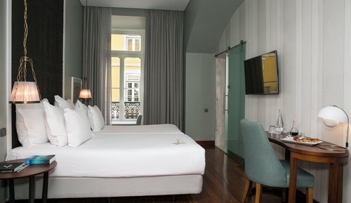 Superior-Zimmer (King Size Bed)
