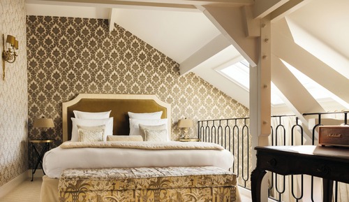 Deluxe Junior Suite