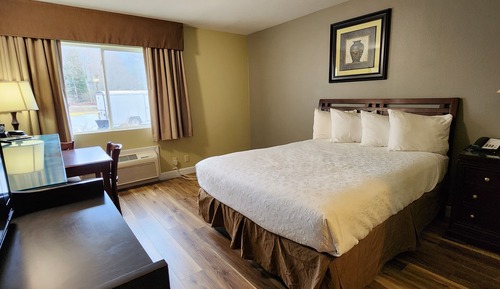 Deluxe-Zimmer, 1 King-Bett, Kühlschrank und Mikrowelle