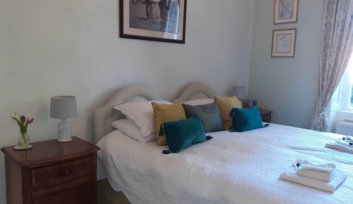 Doppelzimmer, 1 Queen-Bett, Badewanne