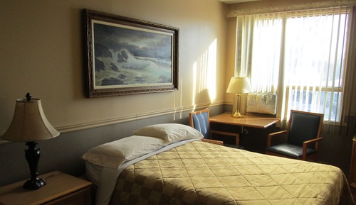 Comfort-Zimmer, Mehrere Betten, Blick auf den Innenhof