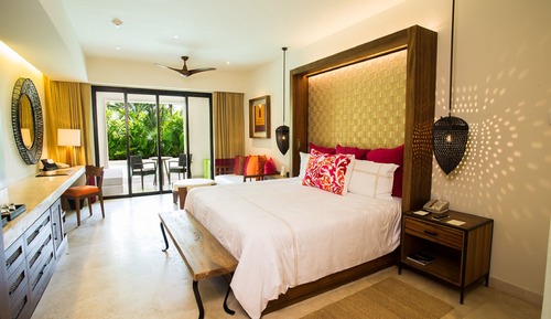 Preferred Club Junior Suite Swim Out King