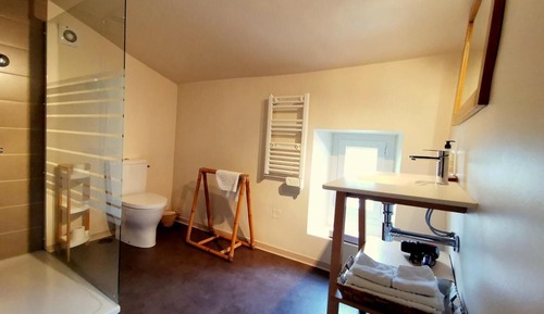 Standard-Vierbettzimmer