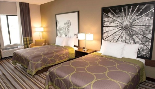 Zimmer, 2 Queen-Betten, Nichtraucher