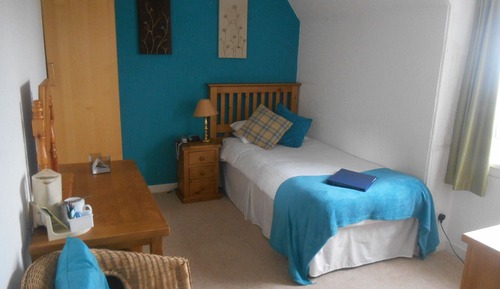 Einzelzimmer, mit Bad (Small single)