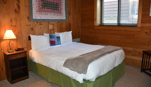 Traditional-Suite, 2 Schlafzimmer, Kochnische, Seeblick (Lodge Suite (2bd))