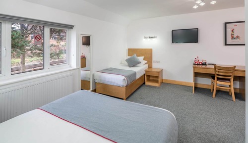 Standard-Dreibettzimmer