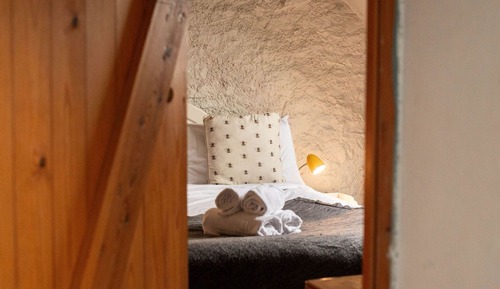 Standard-Suite, mit Bad, Blick auf den Innenhof (The Corn Room)