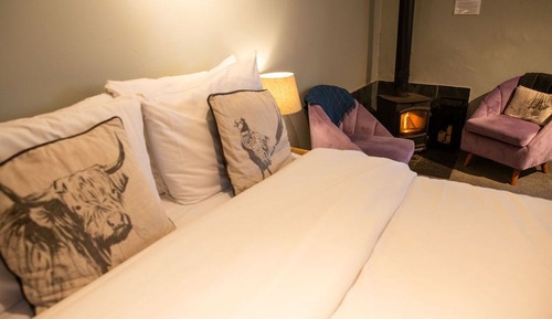 Doppelzimmer, mit Bad (The Piggeries Room)