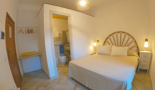Economy-Zimmer, 1 Doppelbett, Blick auf den Innenhof, Annex