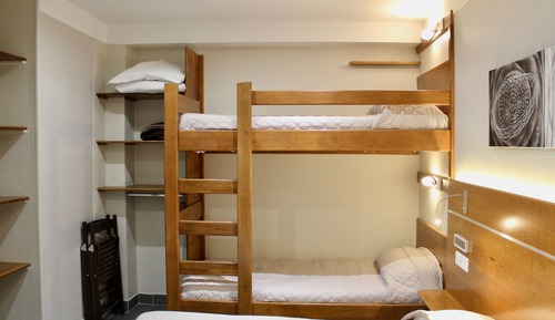 Dreibettzimmer