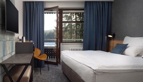 Classic-Doppel- oder -Zweibettzimmer