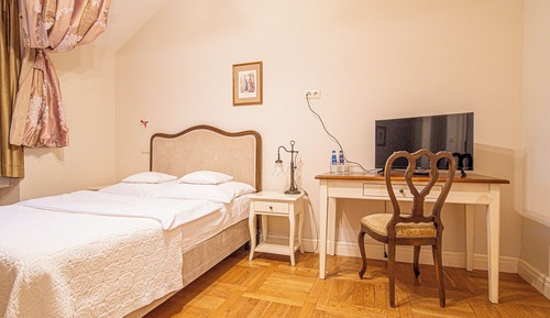 Doppelzimmer zur Einzelnutzung, Gartenblick
