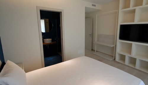 Deluxe-Doppel- oder -Zweibettzimmer, Terrasse, Gartenblick