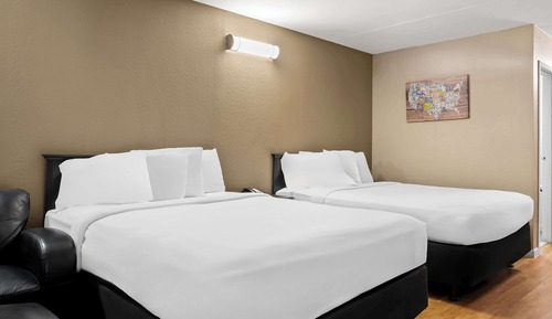 Zimmer, 2 Doppelbetten, Nichtraucher