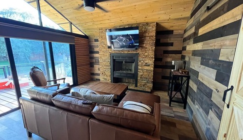 Cabaña superior, vistas al patio