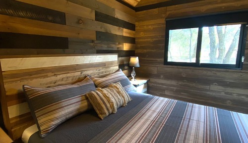 Cabaña junior, vistas al jardín