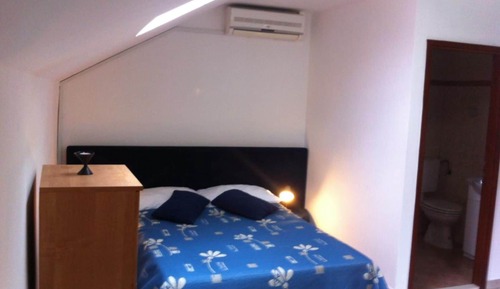 Studio (Studio Apartment with Balcony)