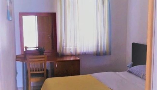 Apartment (Two Bedroom Apartment with Terrace)