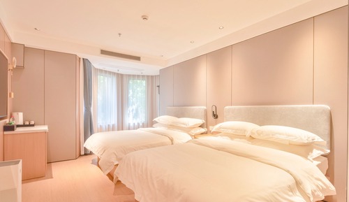 Familien-Zweibettzimmer