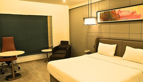 Deluxe-Doppel- oder -Zweibettzimmer