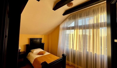 Familien-Vierbettzimmer