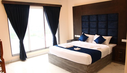Deluxe-Doppel- oder -Zweibettzimmer, Nichtraucher