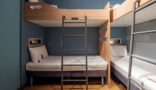 Standardzimmer (2 bunk beds)