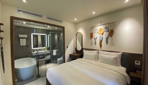 Deluxe-Studio, Balkon, Gartenblick