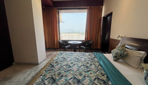 Premium-Zimmer, Flussblick