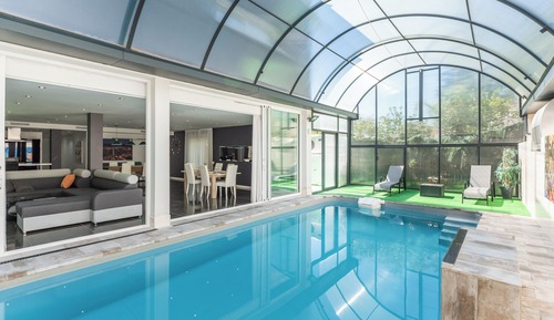 Luxury House, 4 Bedrooms, Non Smoking