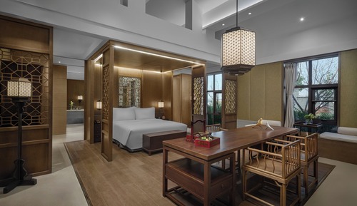 Premium-Zimmer, 1 King-Bett (Courtyard Access)