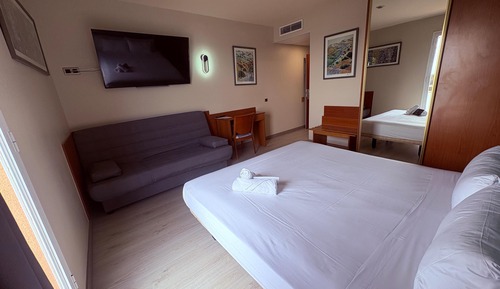 Standard-Vierbettzimmer