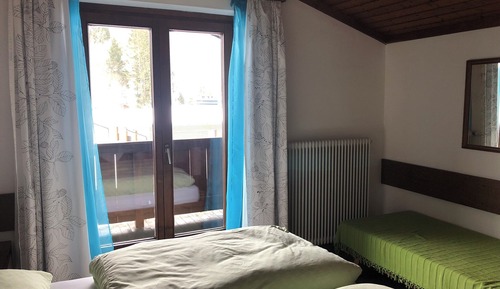 Doppelzimmer, Balkon, Bergblick