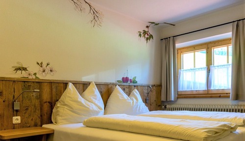 Classic-Vierbettzimmer