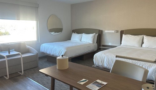 Zimmer, 2 Queen-Betten