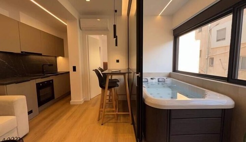 Luxury-Apartment