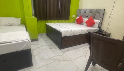 Comfort-Dreibettzimmer, Stadtblick
