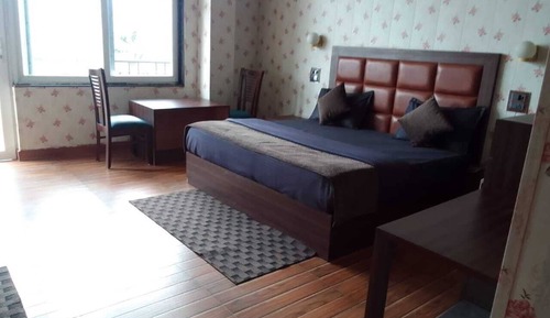 Luxury-Zimmer, Balkon, Gartenblick