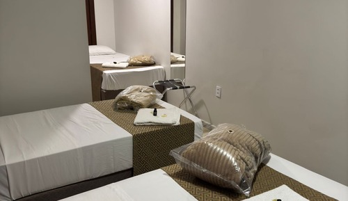 Standard-Doppel- oder -Zweibettzimmer, Mehrere Betten, Nichtraucher