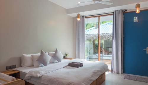 Deluxe-Dreibettzimmer, Gartenblick